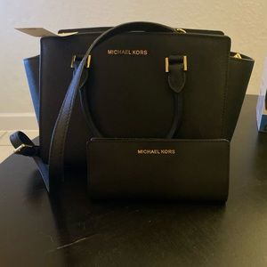 Michael kors wallet & purse